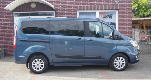 FORD Tourneo Custom 2.0 EcoBlue L1 Titanium SelectShift
