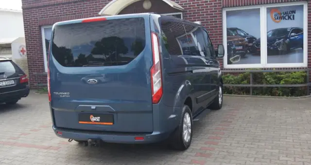 FORD Tourneo Custom 2.0 EcoBlue L1 Titanium SelectShift
