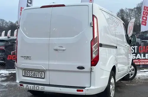 FORD Tourneo Custom 