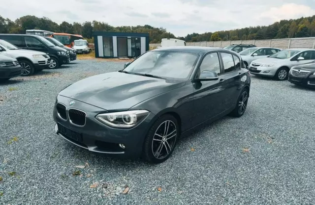 BMW 128 