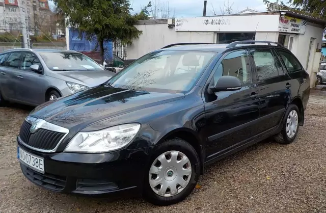 SKODA Octavia 