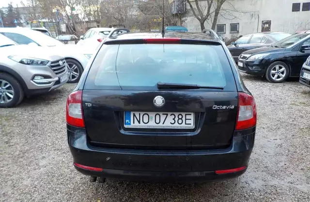 SKODA Octavia 