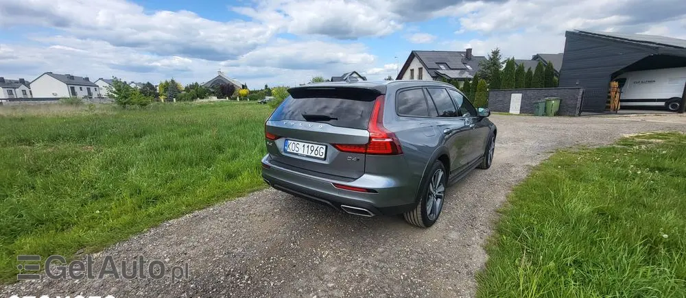 VOLVO V60 D4 AWD Momentum