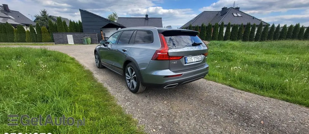 VOLVO V60 D4 AWD Momentum