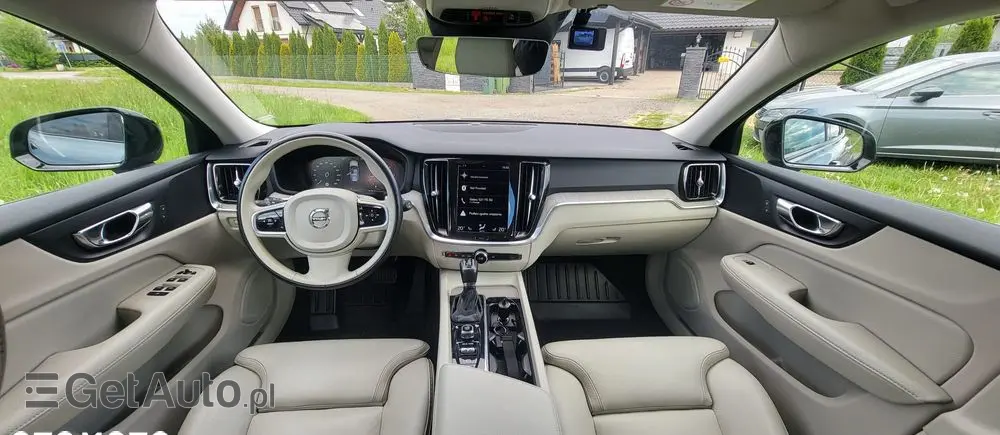 VOLVO V60 D4 AWD Momentum