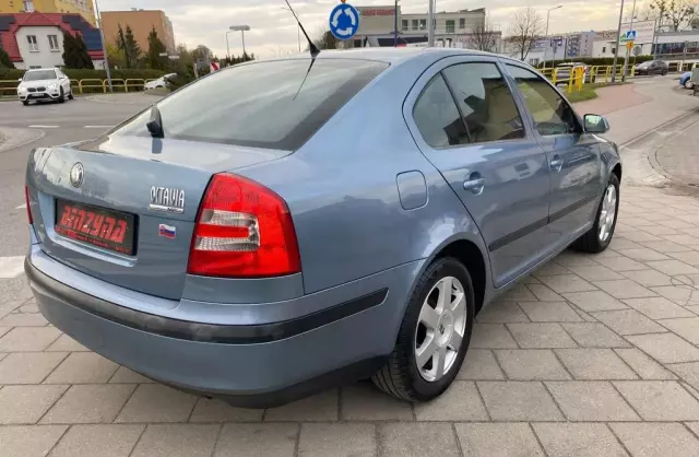 SKODA Octavia 