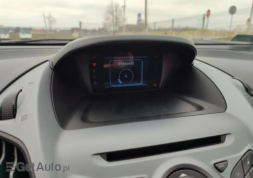 FORD B-MAX 1.4 SYNC Edition