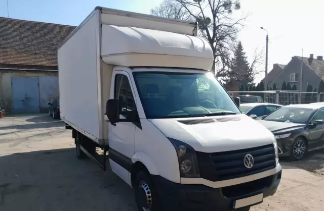 VOLKSWAGEN Crafter 