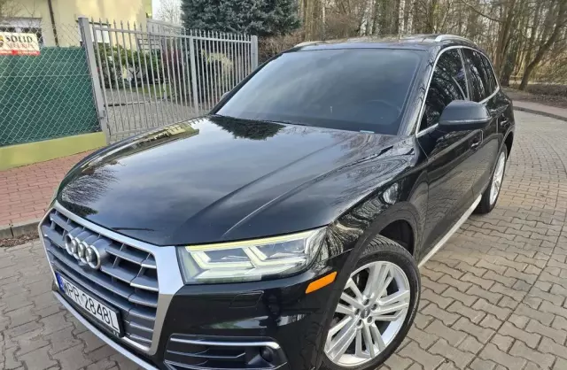 AUDI Q5 