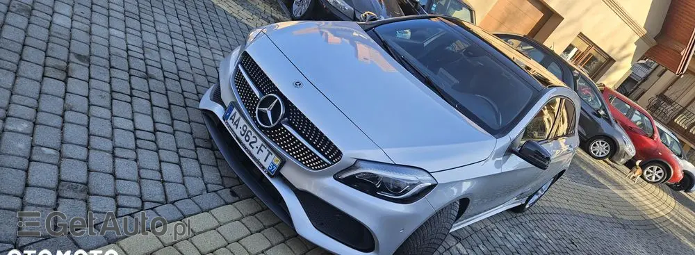 MERCEDES-BENZ Klasa A 200 7G-DCT AMG Line