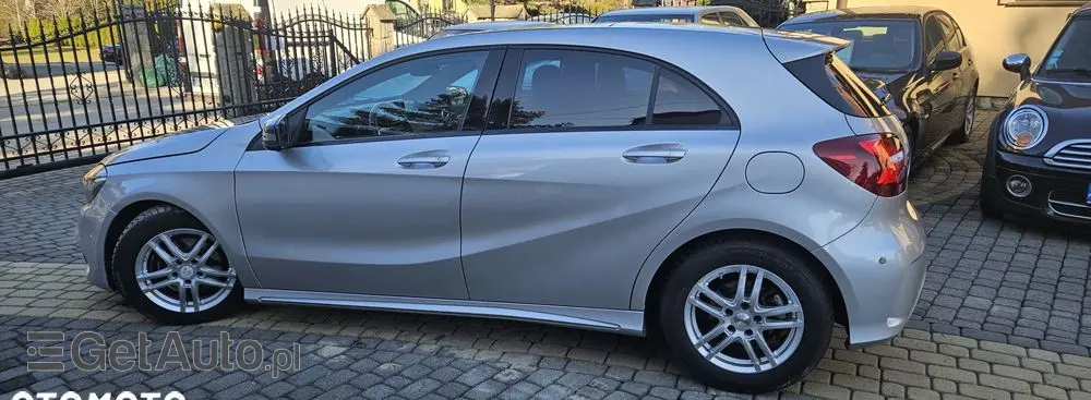 MERCEDES-BENZ Klasa A 200 7G-DCT AMG Line