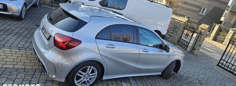 MERCEDES-BENZ Klasa A 200 7G-DCT AMG Line