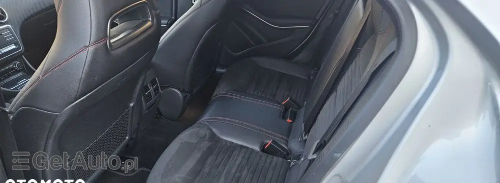 MERCEDES-BENZ Klasa A 200 7G-DCT AMG Line