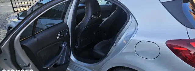 MERCEDES-BENZ Klasa A 200 7G-DCT AMG Line