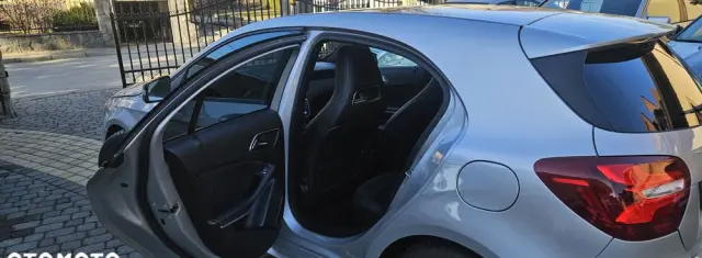 MERCEDES-BENZ Klasa A 200 7G-DCT AMG Line