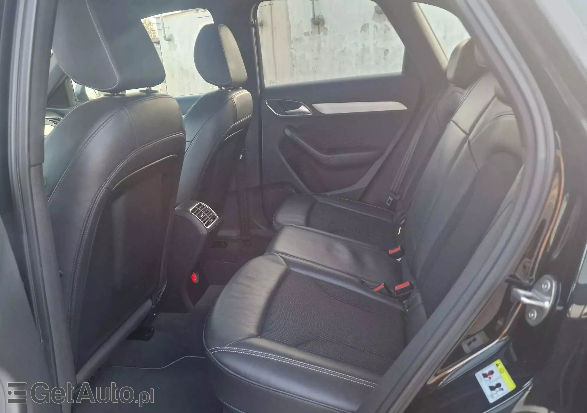 AUDI Q3 2.0 TDI S tronic design