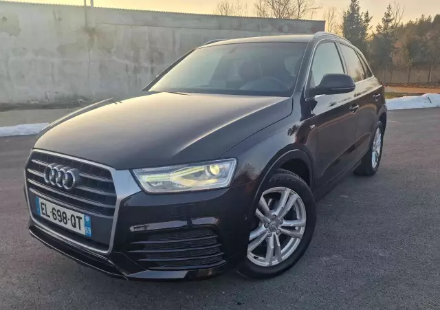 AUDI Q3 2.0 TDI S tronic design