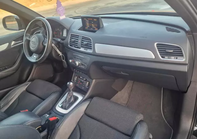 AUDI Q3 2.0 TDI S tronic design