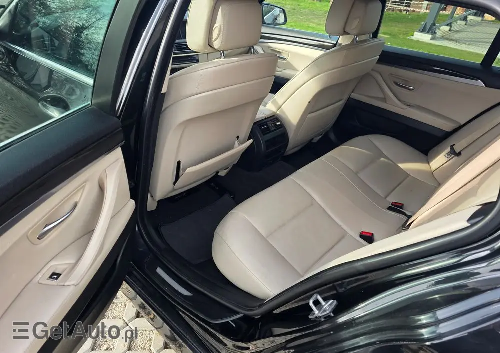 BMW Seria 5 520d Modern Line