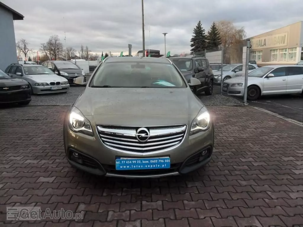 OPEL Insignia 