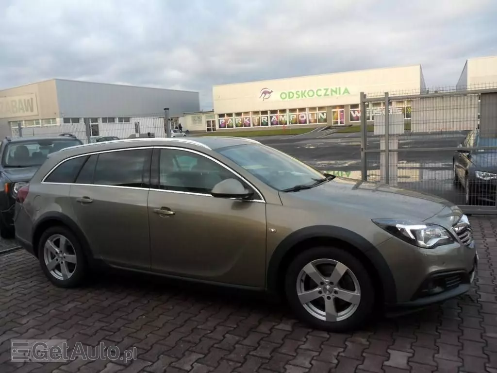 OPEL Insignia 