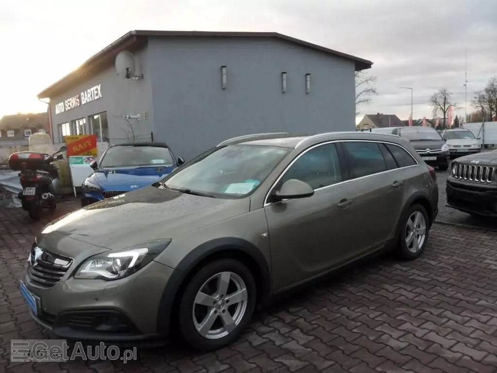 OPEL Insignia 