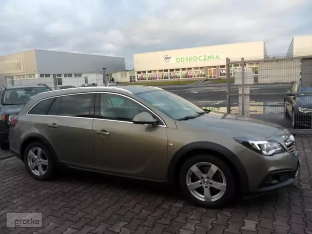 OPEL Insignia 
