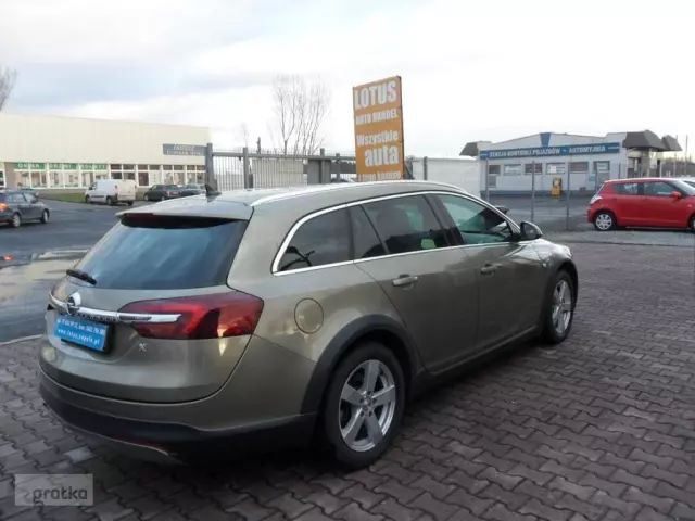 OPEL Insignia 