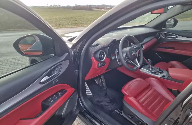 ALFA ROMEO Stelvio 2.0 GME (280 KM) AWD Automatic