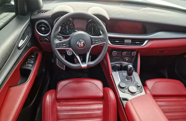 ALFA ROMEO Stelvio 2.0 GME (280 KM) AWD Automatic