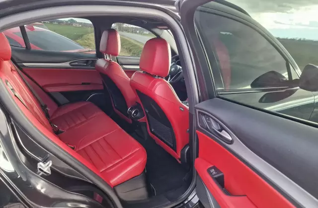 ALFA ROMEO Stelvio 2.0 GME (280 KM) AWD Automatic