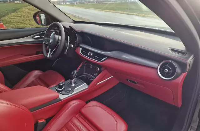 ALFA ROMEO Stelvio 2.0 GME (280 KM) AWD Automatic