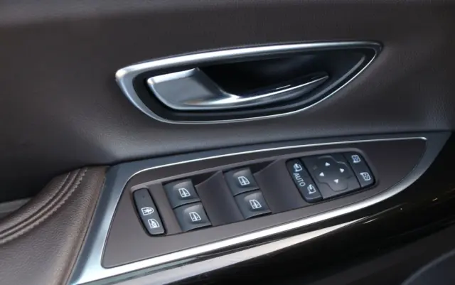 RENAULT Espace TCe 225 EDC GPF LIMITED