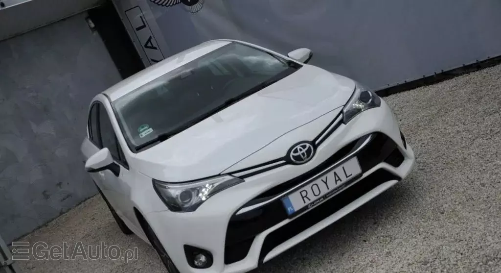 TOYOTA Avensis 