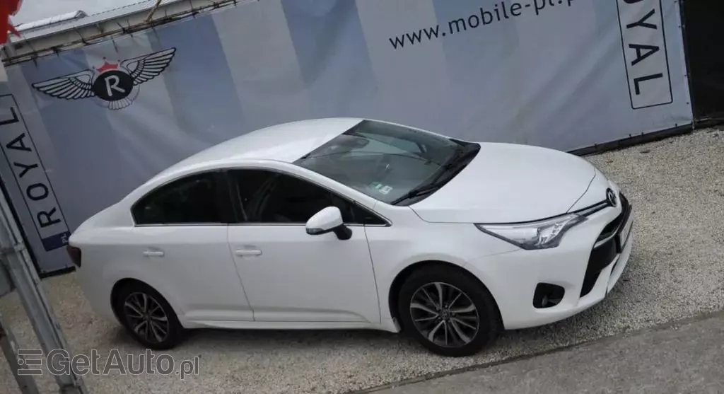 TOYOTA Avensis 