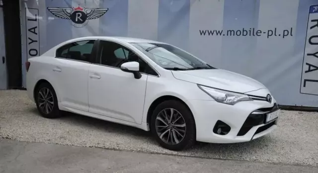 TOYOTA Avensis 