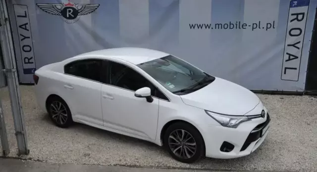 TOYOTA Avensis 