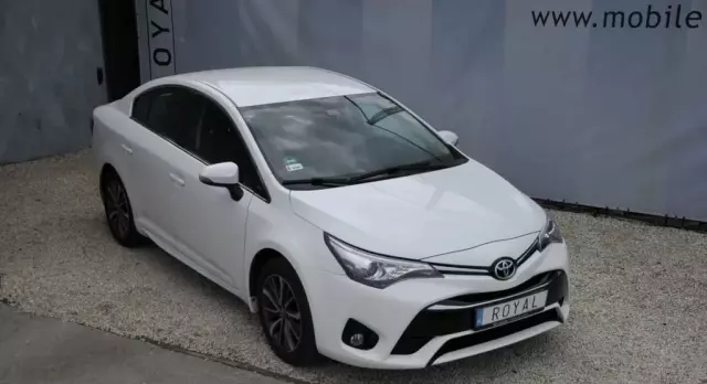 TOYOTA Avensis 