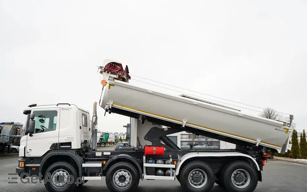 SCANIA P 410 / 8x4 / WYWROTKA 2 STRONNA / HYDROBURTA / BORDMATIC / OPTICRUISE / OPONY 100% / EURO 6 