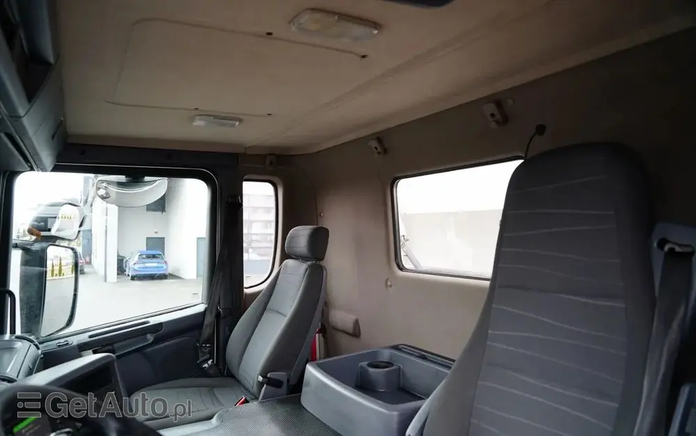 SCANIA P 410 / 8x4 / WYWROTKA 2 STRONNA / HYDROBURTA / BORDMATIC / OPTICRUISE / OPONY 100% / EURO 6 