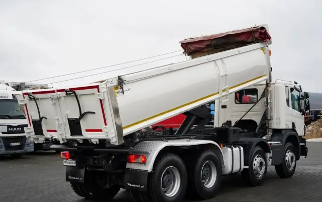 SCANIA P 410 / 8x4 / WYWROTKA 2 STRONNA / HYDROBURTA / BORDMATIC / OPTICRUISE / OPONY 100% / EURO 6 