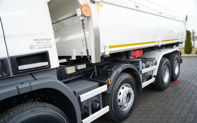 SCANIA P 410 / 8x4 / WYWROTKA 2 STRONNA / HYDROBURTA / BORDMATIC / OPTICRUISE / OPONY 100% / EURO 6 