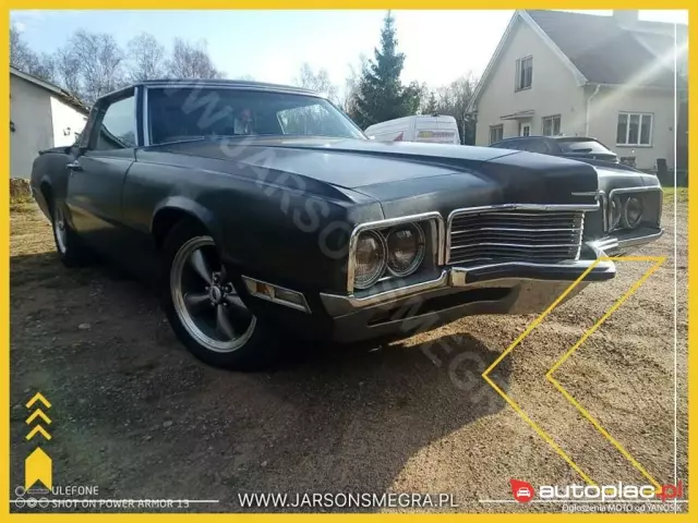 FORD Thunderbird 