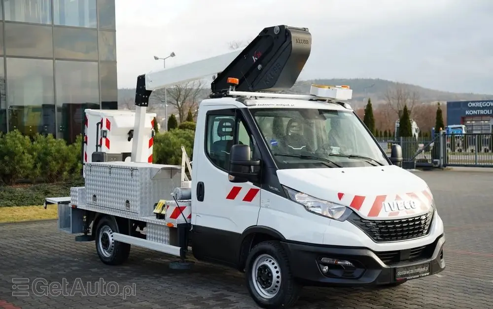 IVECO 35-140 / ZWYŻKA / PODNOŚNIK KOSZOWY KLUBB K26/ 4 PODPORY / MANUAL / 2020  R 