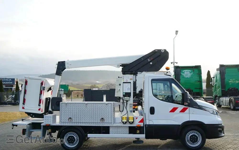 IVECO 35-140 / ZWYŻKA / PODNOŚNIK KOSZOWY KLUBB K26/ 4 PODPORY / MANUAL / 2020  R 