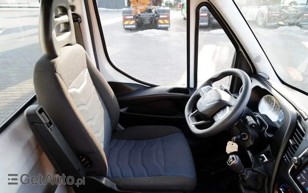 IVECO 35-140 / ZWYŻKA / PODNOŚNIK KOSZOWY KLUBB K26/ 4 PODPORY / MANUAL / 2020  R 