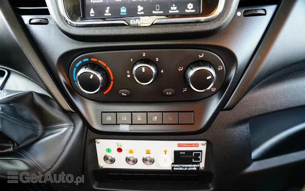 IVECO 35-140 / ZWYŻKA / PODNOŚNIK KOSZOWY KLUBB K26/ 4 PODPORY / MANUAL / 2020  R 