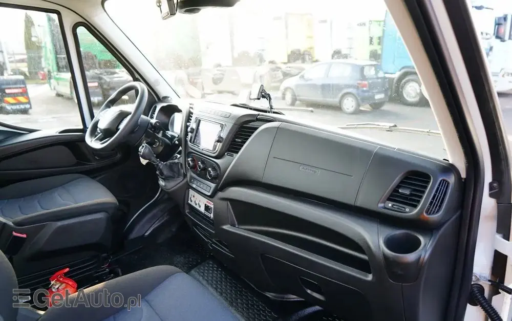 IVECO 35-140 / ZWYŻKA / PODNOŚNIK KOSZOWY KLUBB K26/ 4 PODPORY / MANUAL / 2020  R 