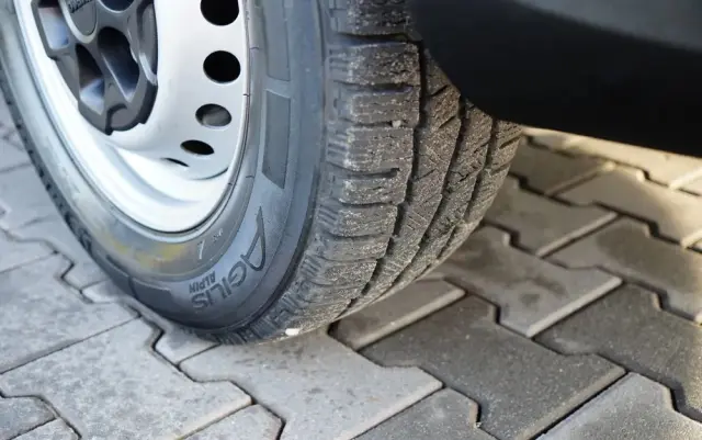 IVECO 35-140 / ZWYŻKA / PODNOŚNIK KOSZOWY KLUBB K26/ 4 PODPORY / MANUAL / 2020  R 