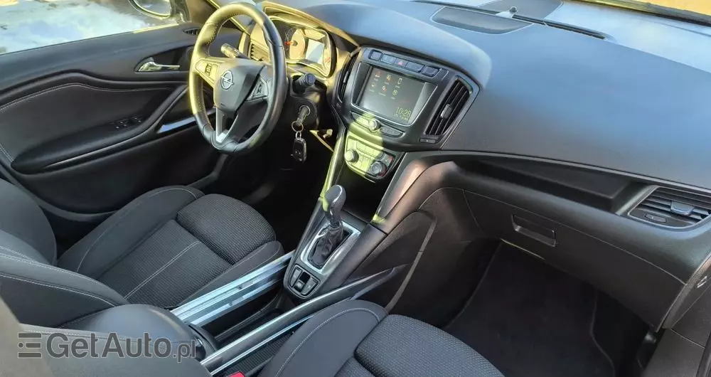OPEL Zafira 1.4 T Cosmo